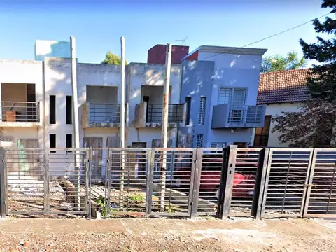 Complejos de Duplex En Venta A Terminar Zona De Sourigues