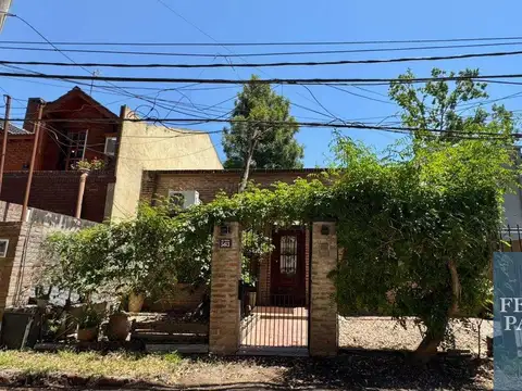 Casa en venta - Villa Gdor. Udaondo