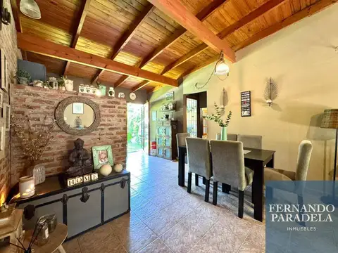 Casa en Venta con 1 cochera
