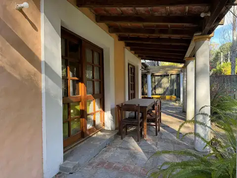 Casa 5 ambientes con 5 baños