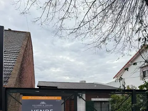 Casa 4 ambientes con excelente ubicación