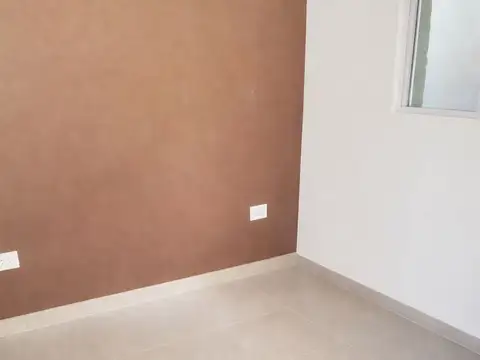Casa en Alquiler al Este