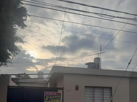 PH Tipo Casa 3 amb, cochera, patio - MORON SUR