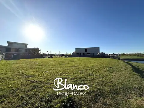 Terreno Lote  en Venta en El Yacht - Nordelta - Con Salida al Río!