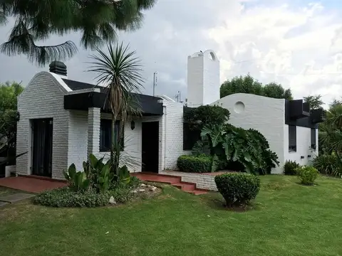 Quinta con pileta en Schweitzer e Irupe