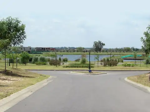 Terreno en Venta de 748,0 m2