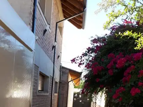 Casa en Venta con 7 cocheras