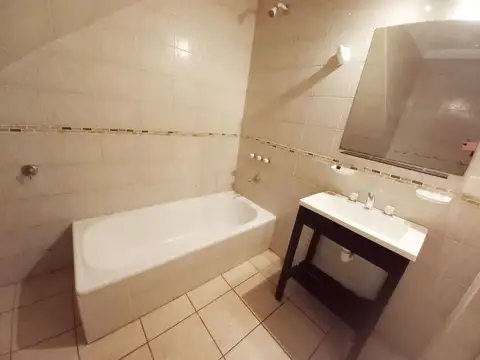 Casa en Alquiler en Ramos Mejia, $ 750.000