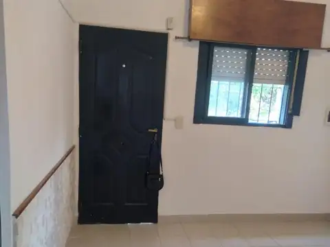 Depto Tipo Casa en Alquiler de 2 ambientes