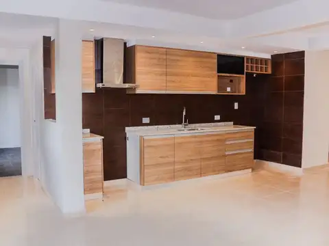 Depto Tipo Casa en Venta de 5 ambientes