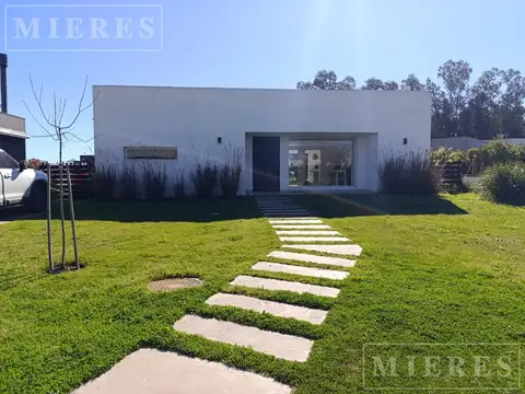 Casa en alquiler anual en Club Manuel Belgrano Ingeniero Maschwitz