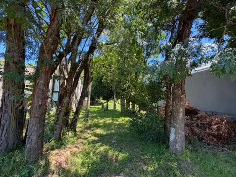 Terreno en Venta en Villa Catalina, USD 22.000