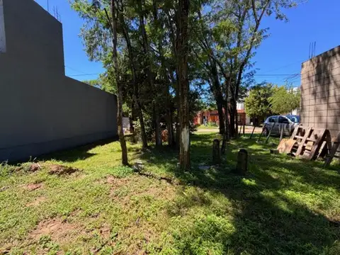 Terreno en Venta en Villa Catalina, USD 22.000