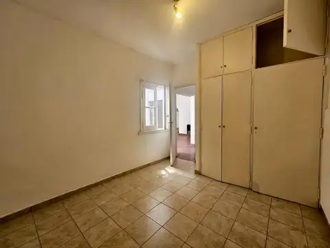 Depto Tipo Casa en Alquiler 50 años