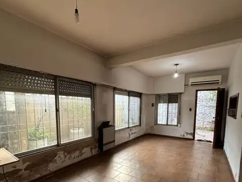 Depto Tipo Casa en Venta en Quilmes Oeste, USD 76.000