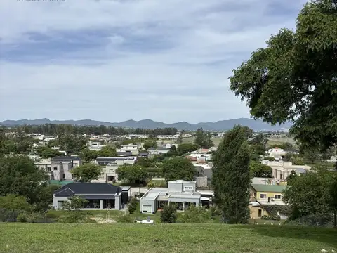 Terreno en Venta en Praderas De San Lorenzo, USD 155.000