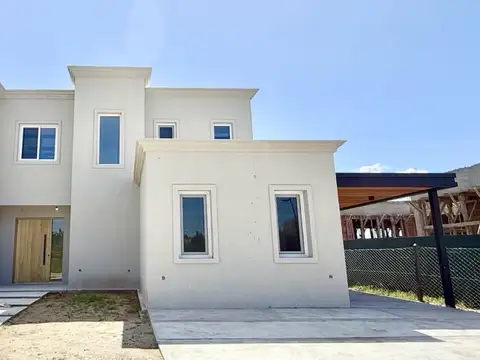 Venta Casa - Laguna Grande - Villanueva