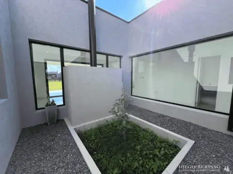 Casa en venta de 4 dormitorios c/ cochera en Alto Los Cardales