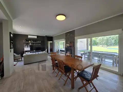 Casa en Venta en La Elina, USD 260.000