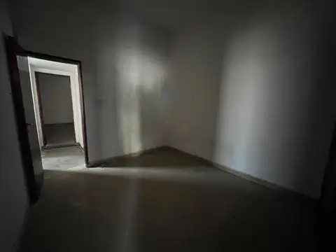 VENTA OPORTUNIDAD CASA A REFACCIONAR EN ALTAMIRA