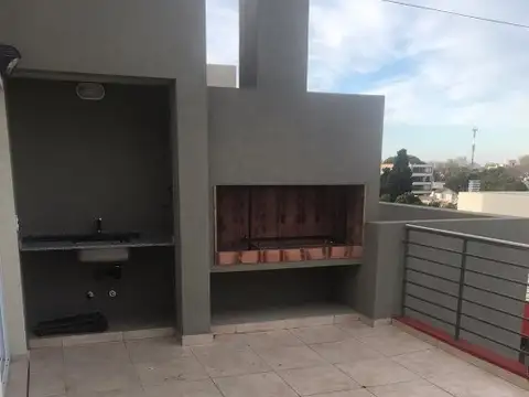 Departamento en Alquiler con 1 cocheras