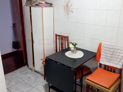 Depto Tipo Casa 2 ambientes con 1 baño