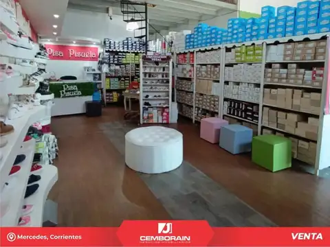 Amplio Local / Galpón Comercial Centro Mercedes Corrientes