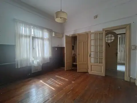 Depto Tipo Casa en Alquiler 70 años