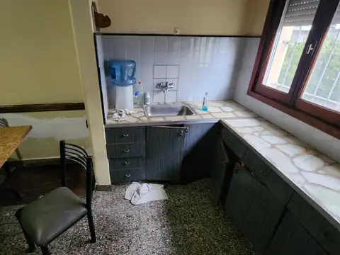 Casa en Alquiler con 1 cochera