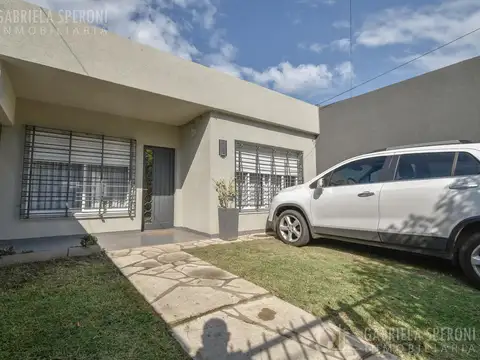 Casa 3 ambientes VENTA Temperley