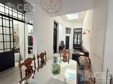 Venta - Casa 3 dormitorios - Pichincha