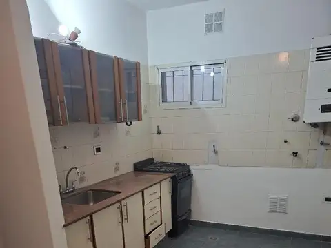 Depto Tipo Casa en Venta 40 años