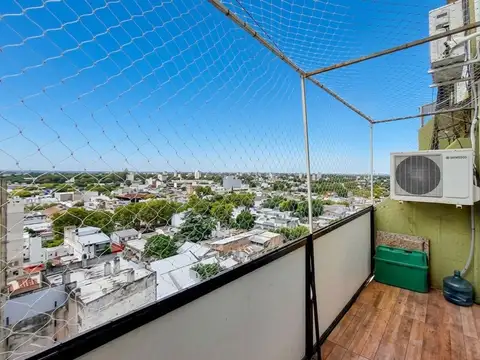 DUPLEX DE 2 DORMITORIOS CON COCHERA EN ALQUILER