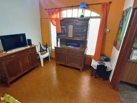 Casa 3 ambientes c/cochera en venta en San Andres