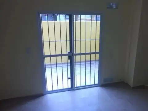 Departamento en Alquiler en Glew, $ 480.000