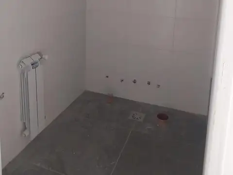 Oficina 2 ambientes con 1 baño