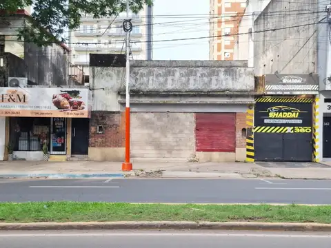 EXCELENTE OPORTUNIDAD DE INVERSION EN AV. 25 DE MAYO