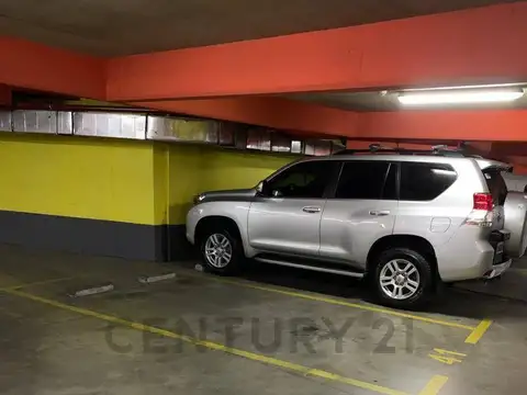 Venta cochera sobre Av Corrientes Chacarita