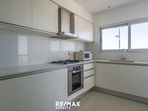 Departamento en Venta en Monte Hermoso, USD 395.000