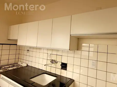 Oficina 2 ambientes con 1 baño