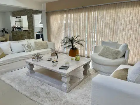 Casa en Venta en El Portillo, USD 385.000