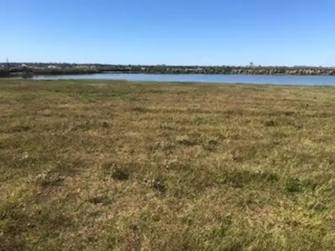 COSTAS  LOTE  A LAGUNA,  PUERTOS DEL LAGO