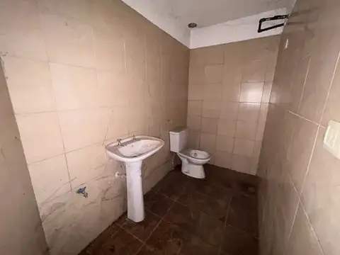 Local - Alquiler - Argentina, Pilar - Los Fresnos 352