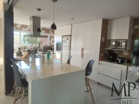 Casa en Venta en La Alameda, USD 260.000