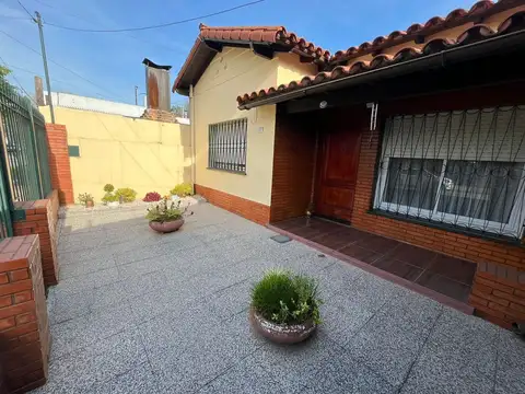 Manuel Fluguerto 1100