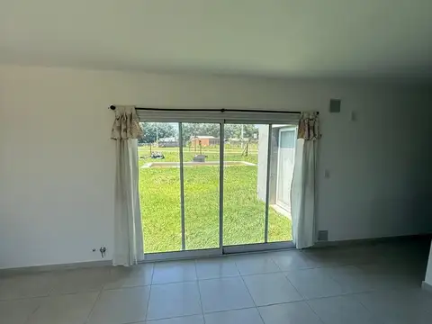 Casa en Venta en Pueblo Esther, USD 84.000