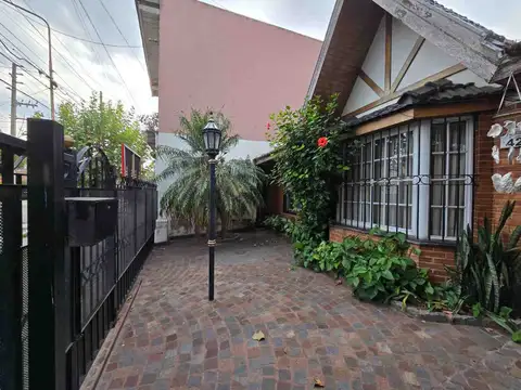 Casa en Venta en Haedo, USD 265.000