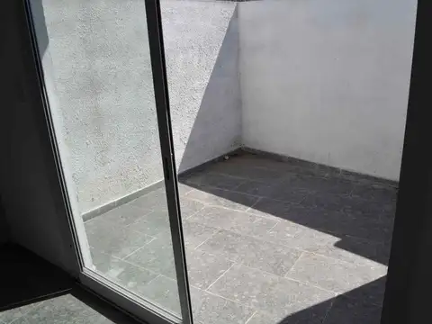 Depto Tipo Casa en Venta de 2 ambientes