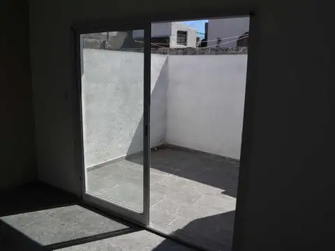 Depto Tipo Casa en Venta de 1 dormitorio