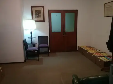 Oficina en Venta 60 años